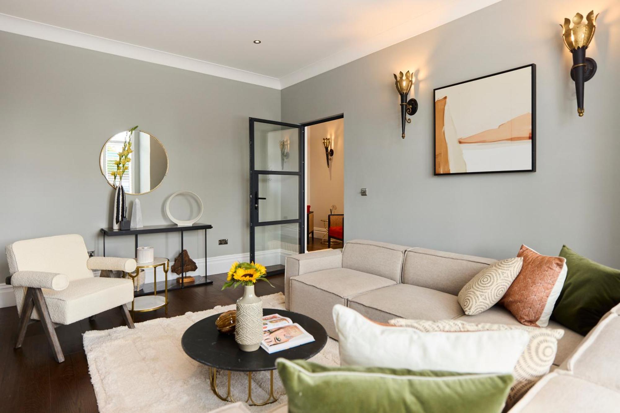 The Roehampton Place - Elegant 5bdr House With Garden And Parking Appartamento