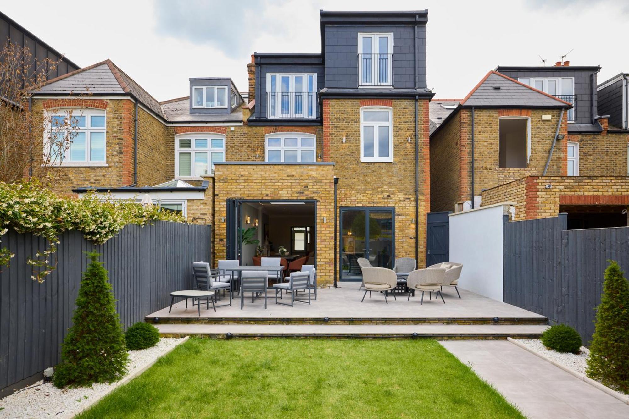 The Roehampton Place - Elegant 5bdr House With Garden And Parking Appartamento